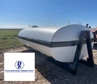 Depósito de Poliéster Horizontal