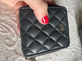 cartera negra Purificacion Garcia