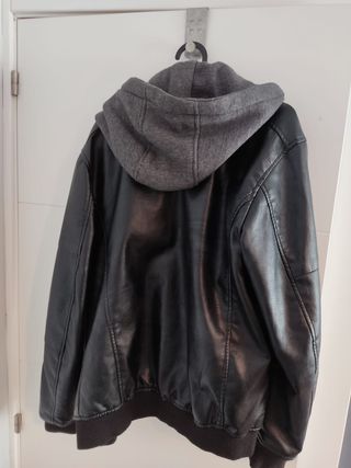 Cazadora Jack and Jones con capucha desmontable