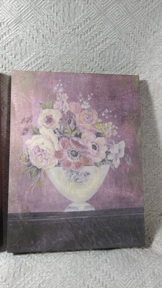 Coppia di quadretti a tema floreale