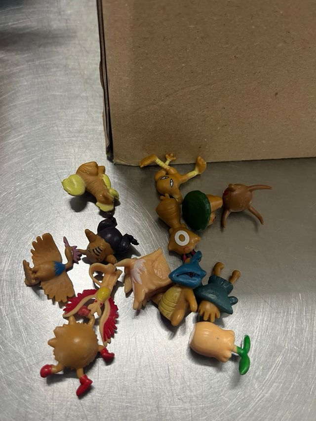 Maletin Pokemon 189 unidades