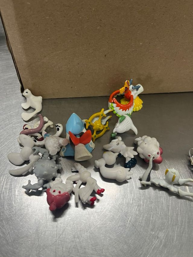 Maletin Pokemon 189 unidades