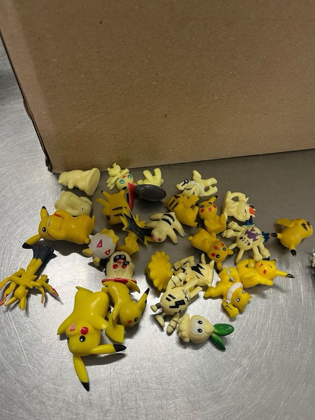 Maletin Pokemon 189 unidades