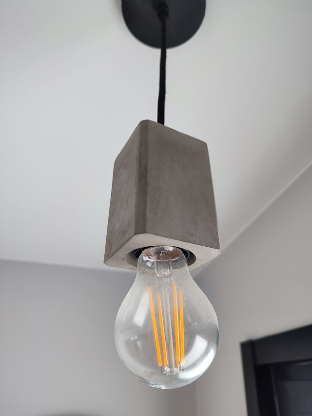 Lámpara de techo de cemento