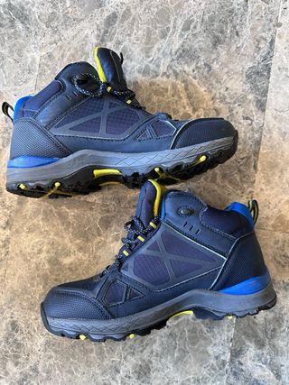 Botas montaña niño/ junior  Mc Kinley talla 36