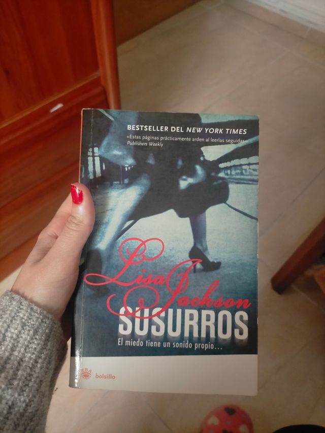 Libro Susurros