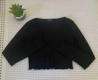 Top de manga larga negro Bershka