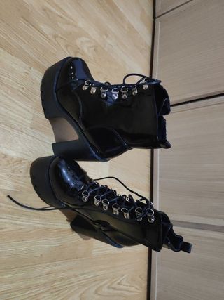 Botines negros