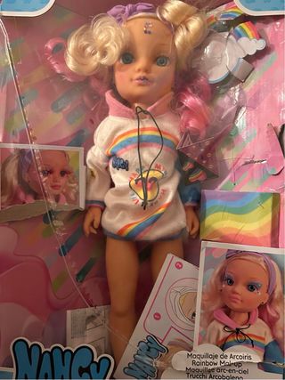 NANCY MUÑECA MAQUILLAJE ARCOIRIS