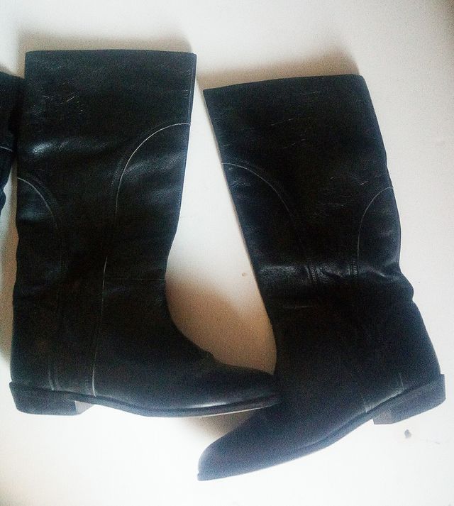 BOTAS NEGRAS + DESCUENTO + REGALO