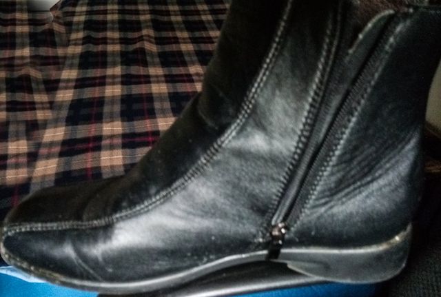 BOTAS NEGRAS + DESCUENTO + REGALO