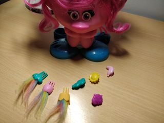 Troll Poppy estación de estilo de Giochi Preziosi