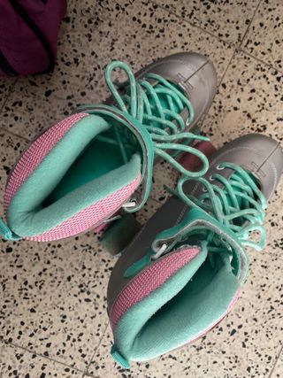 Patines de cuatro ruedas para niña