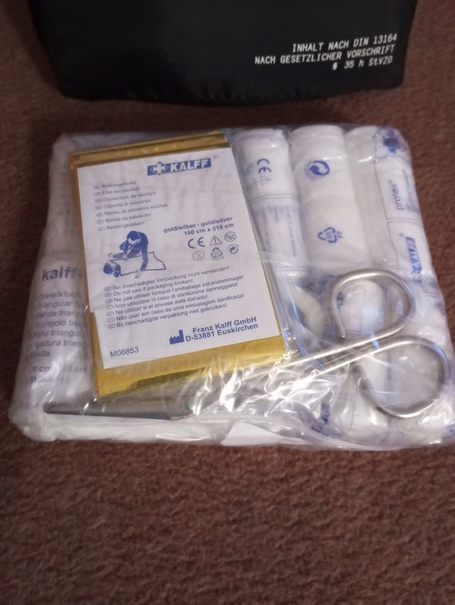 Botiquín portátil para vehiculo