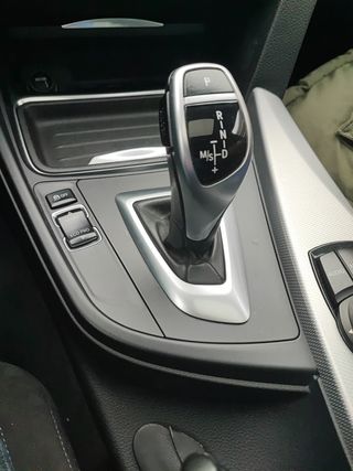 Cubierta fibra carbono BMW