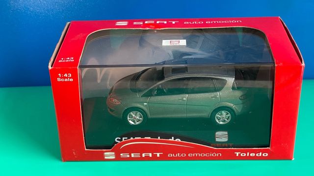 OFERTA coches SEAT LEER Descripción - escala 1/43