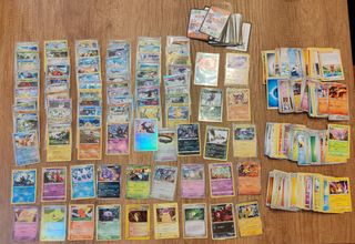 Lotto Pokémon holo e reverse 