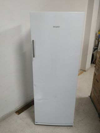 NO FUNCIONA Congelador Vertical GS27