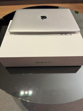 MacBook Air (Como nuevo)