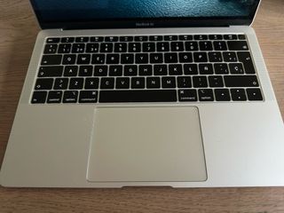 MacBook Air (Como nuevo)