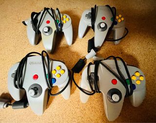 Consola NINTENDO 64 ZELDA con 4 mandos
