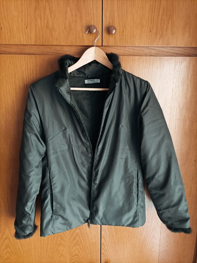 Chaqueta ligera de plumas