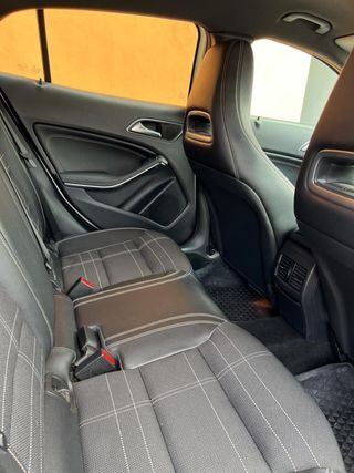 Mercedes-Benz GLA 220d 4Matic 2015