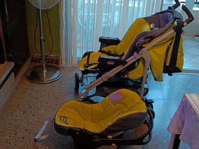 Accesorios y carrito marca chico