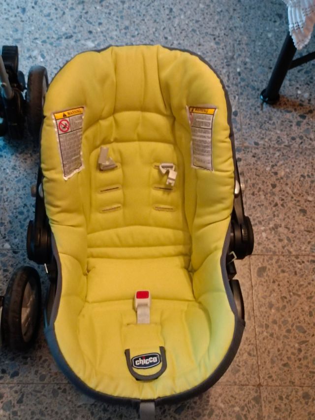 Accesorios y carrito marca chico