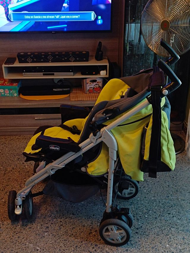 Accesorios y carrito marca chico