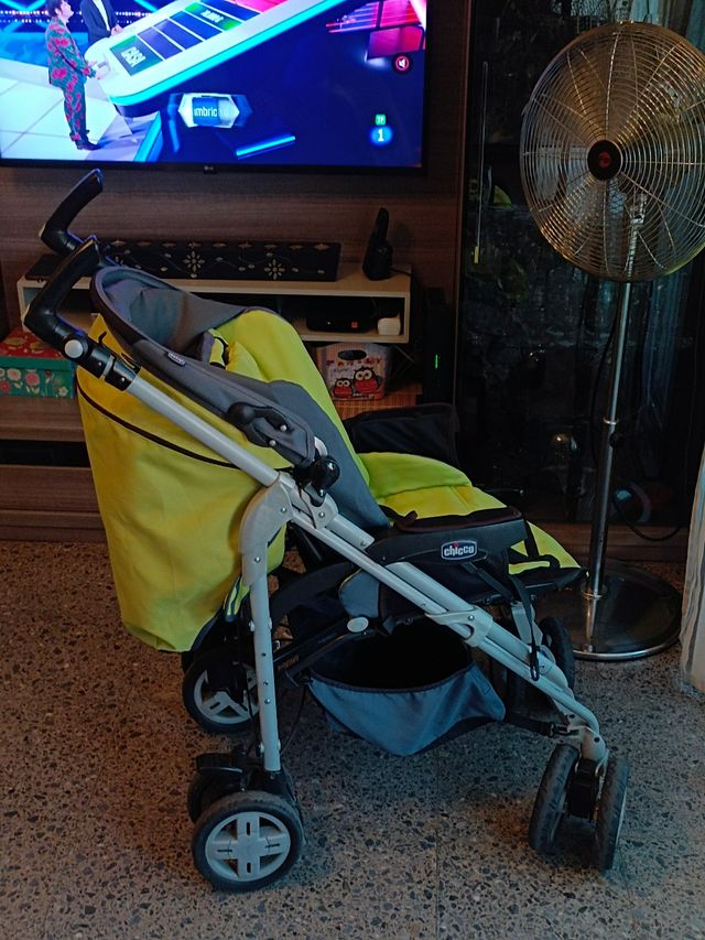 Accesorios y carrito marca chico