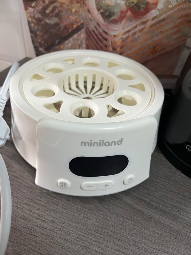 Calienta biberones Miniland