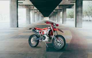 Alquiler moto GasGas en Barcelona