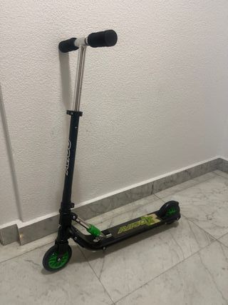 Patinete marca Avigo