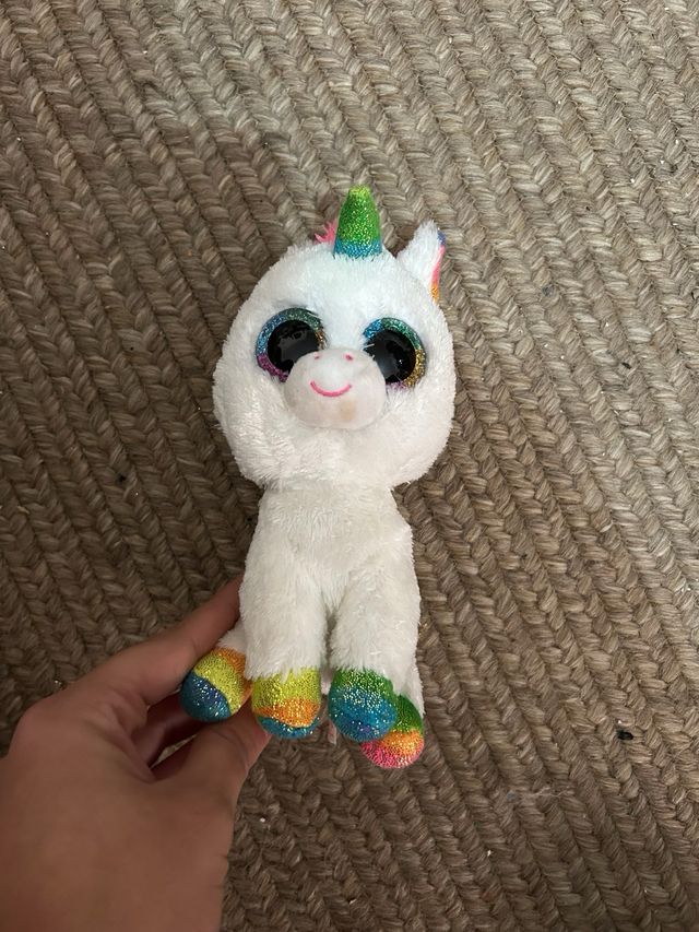 peluche unicornio Ty