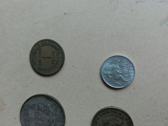 Seis monedas antiguas