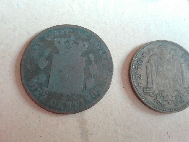 Seis monedas antiguas