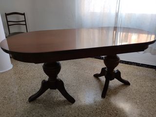 Mesa de comedor , precio económico por las manchas