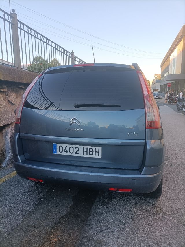 Citroen Grand C4 Picasso 2011