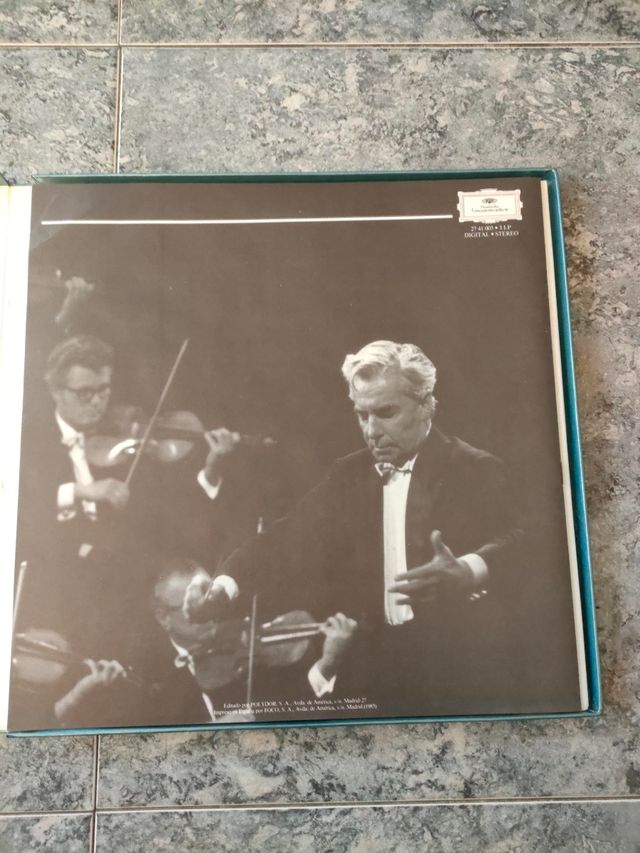 Johann & Josef Strauss Box