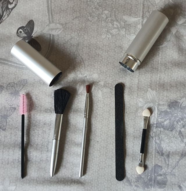 Estuche de viaje pinceles maquillaje NUEVOS 