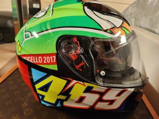 Nuevo casco valentino rossi hot sale