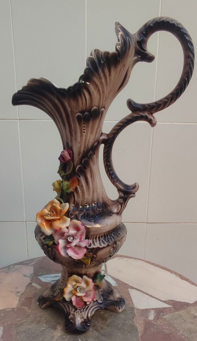 JARRÓN DE CERÁMICA CAPODIMONTE