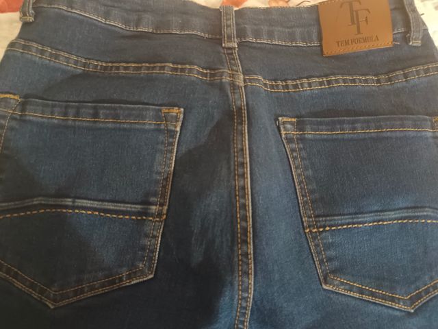 Pantalones tejanos hombre Tem Formula. Talla 40