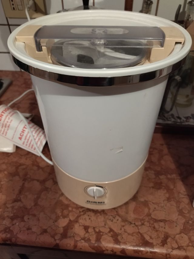 Gelatiera elettrica Girmi