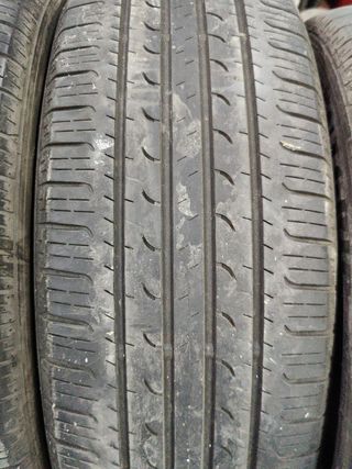 225/55R19 99V Goodyear 