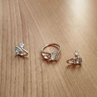 Reloj pulsera señora y conjunto bisuteria