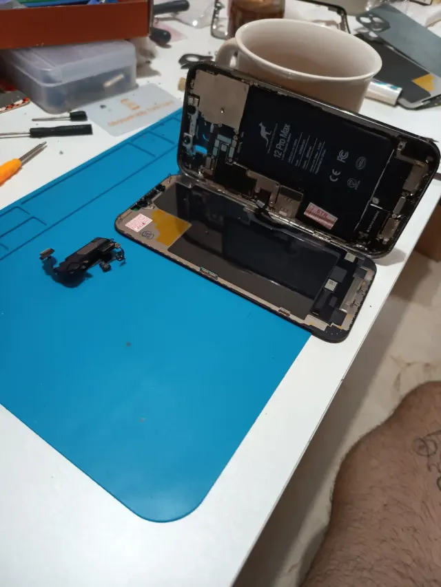 TECNICO experto en reparación IPHONE XIAOMI TV PS5