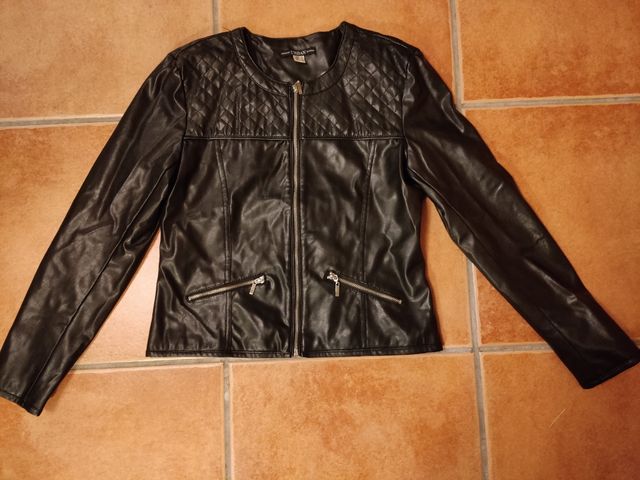 Chaqueta polipiel de mujer