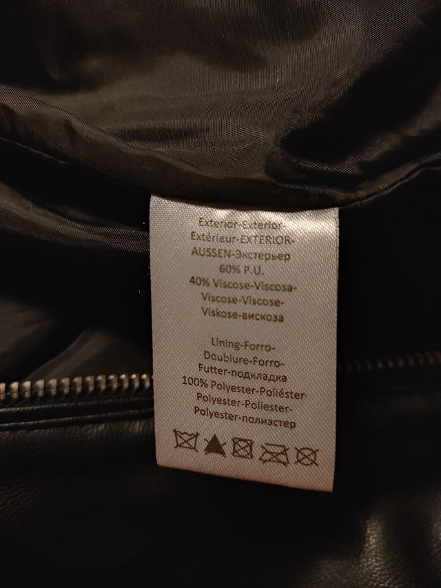 Chaqueta polipiel de mujer